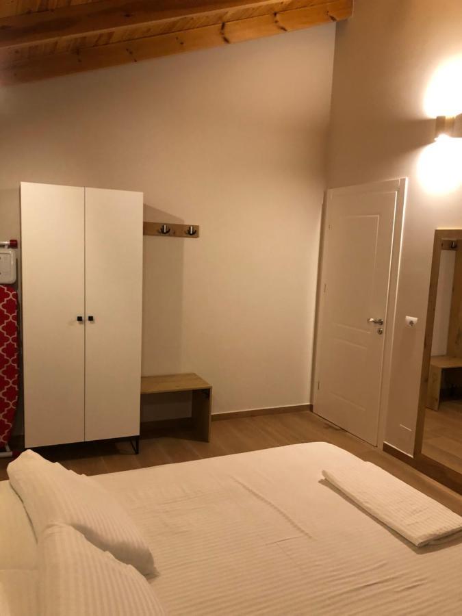 Amazing Familiar Apartments And Rooms Sarandë 外观 照片