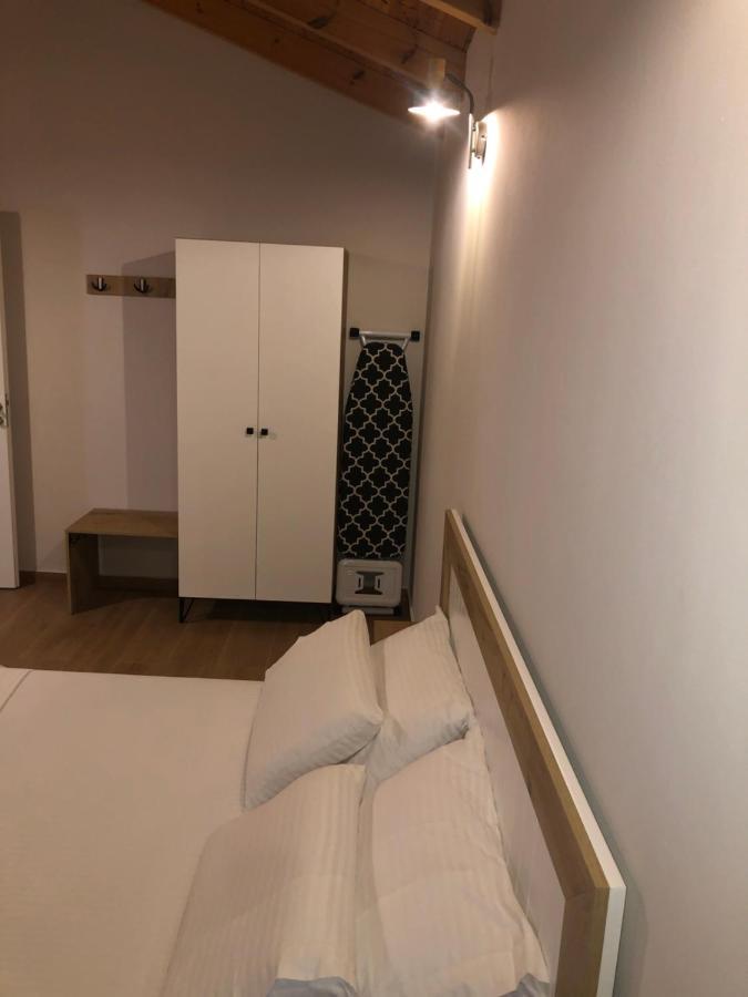 Amazing Familiar Apartments And Rooms Sarandë 外观 照片