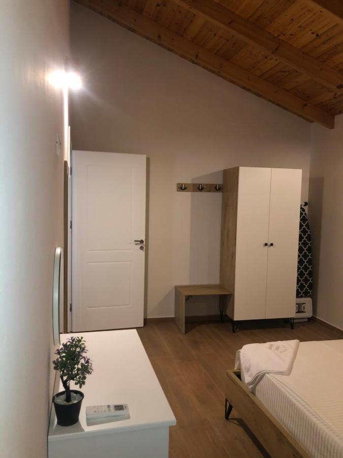 Amazing Familiar Apartments And Rooms Sarandë 外观 照片