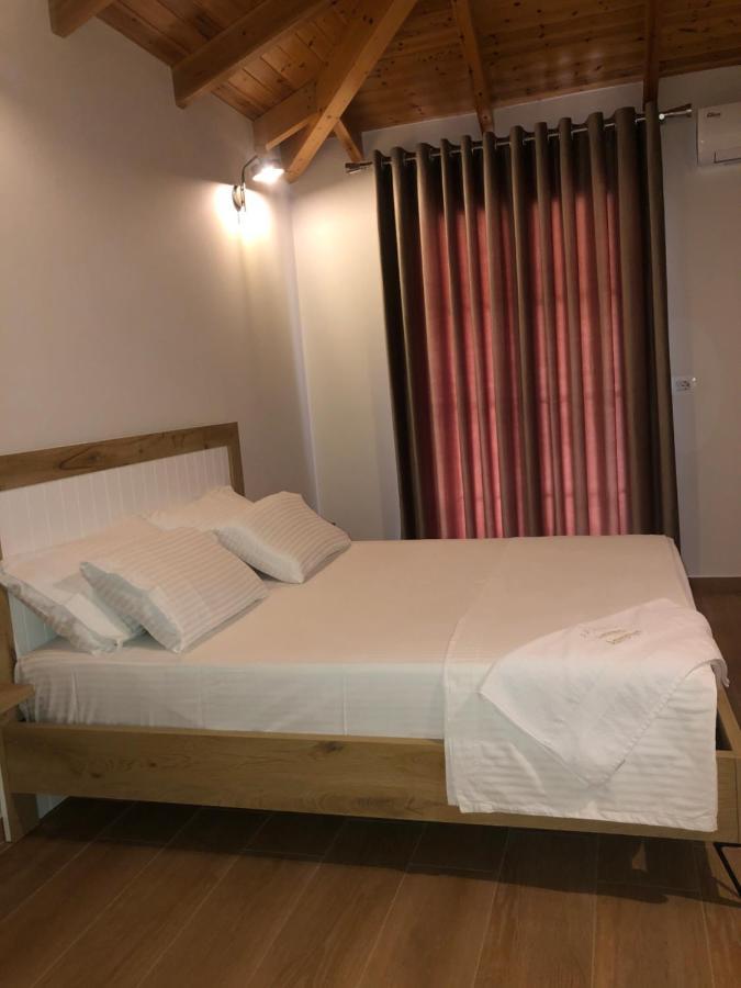 Amazing Familiar Apartments And Rooms Sarandë 外观 照片