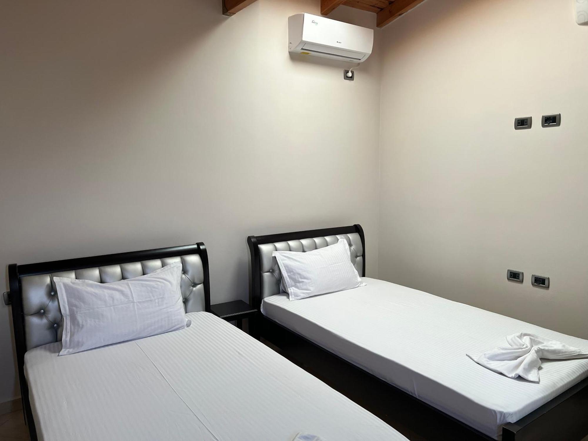 Amazing Familiar Apartments And Rooms Sarandë 外观 照片
